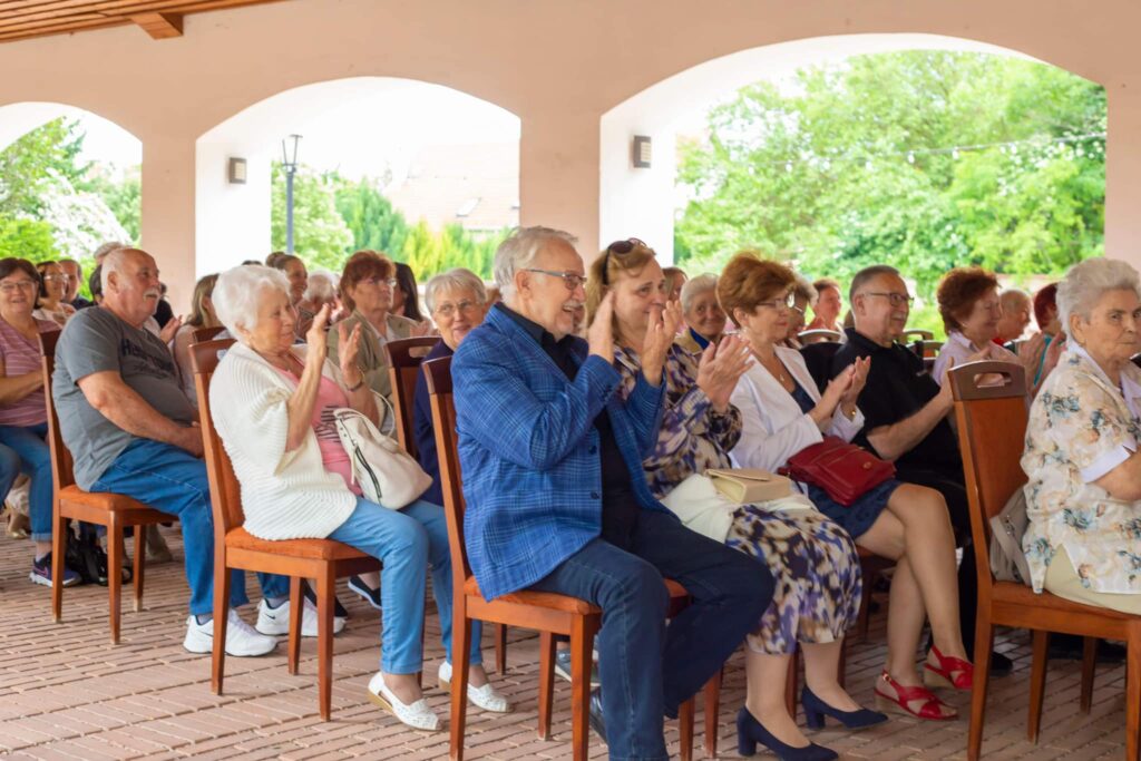 2024-05-13-operettdelutan-szoka-juliaval_02