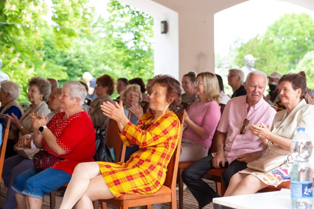 2024-05-13-operettdelutan-szoka-juliaval_03